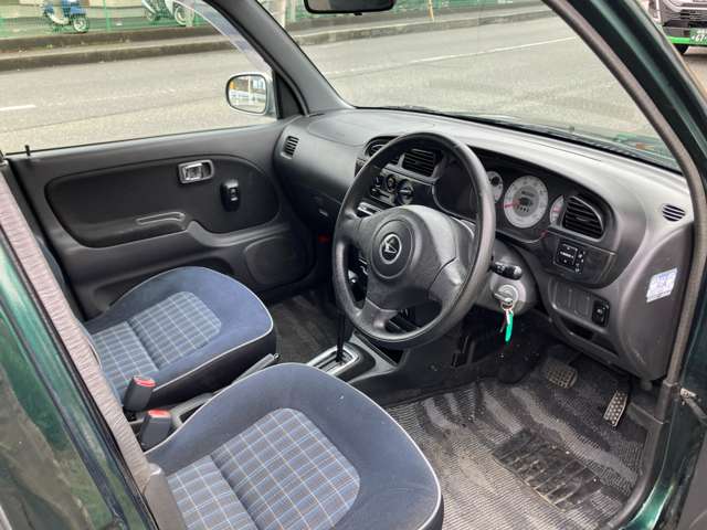 2002 Daihatsu Mira Gino – thumbnail 4