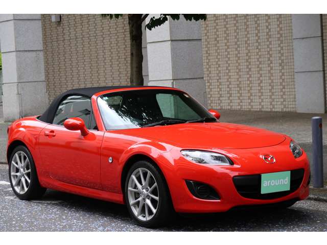 2010 Mazda Roadster – thumbnail 2