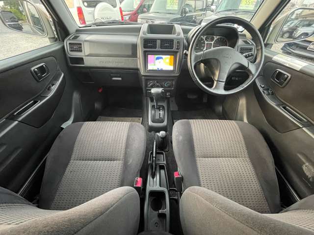 2004 Mitsubishi Pajero Mini – thumbnail 2