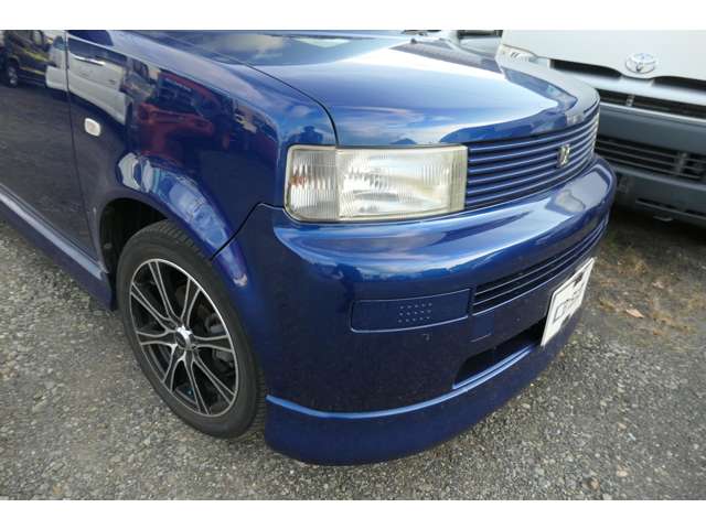 2002 Toyota bB – thumbnail 4