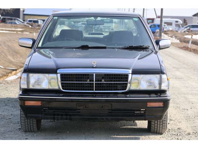 1996 Nissan Gloria Sedan – thumbnail 3