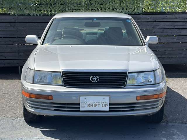 1993 Toyota Celsior – thumbnail 2