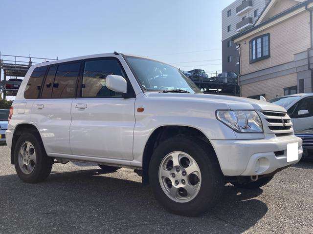 2001 Mitsubishi Pajero iO – thumbnail 3