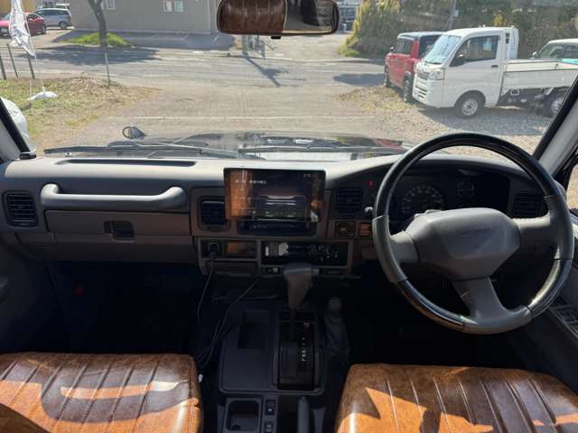 1995 Toyota Land Cruiser Prado – thumbnail 4
