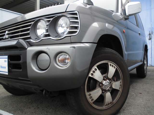 2001 Mitsubishi Pajero Mini – thumbnail 4