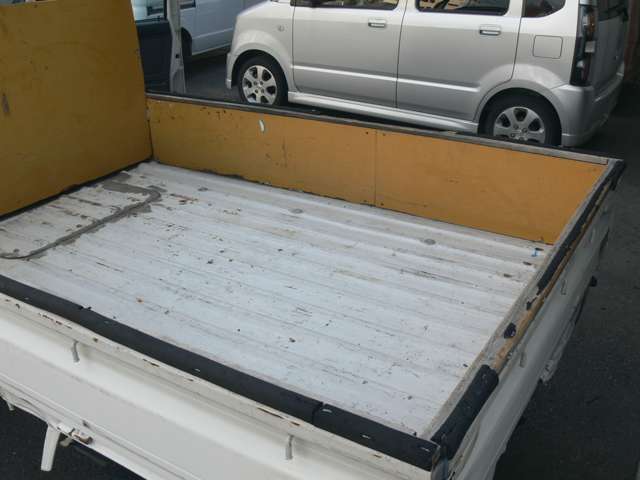 2002 Daihatsu Hijet Truck – thumbnail 4
