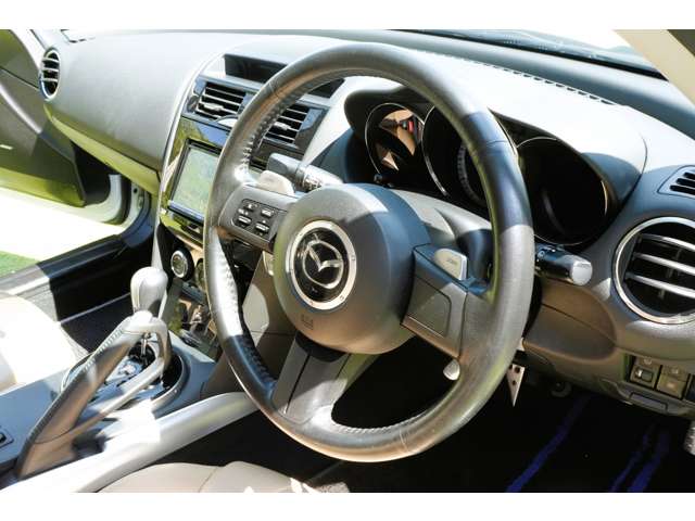 2008 Mazda RX-8 – thumbnail 3