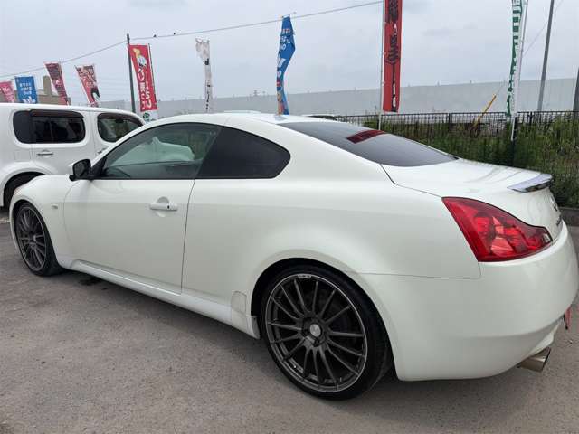 2008 Nissan Skyline Coupe – thumbnail 4