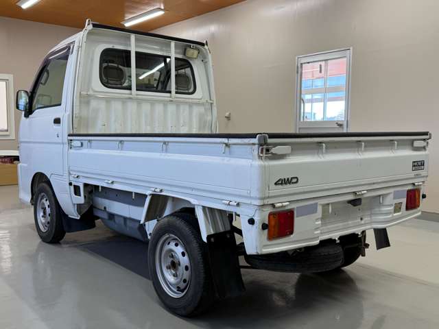 2004 Daihatsu Hijet Truck – thumbnail 4