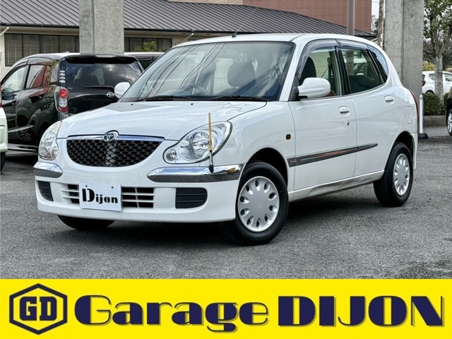 2003 Toyota Duet