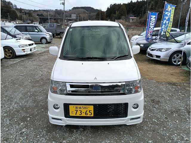 2009 Mitsubishi Toppo – thumbnail 2