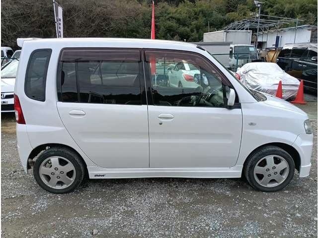 2009 Mitsubishi Toppo – thumbnail 3