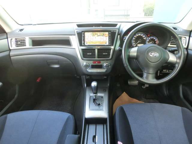 2009 Subaru Exiga – thumbnail 4