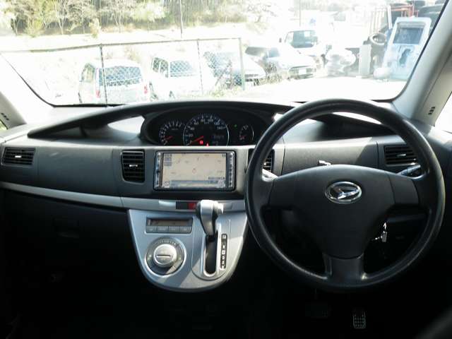 2009 Daihatsu Move – thumbnail 4
