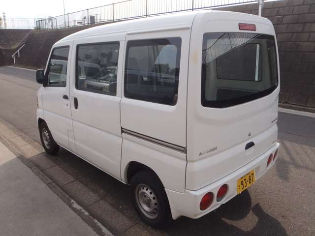 2003 Mitsubishi Minicab Van – thumbnail 3