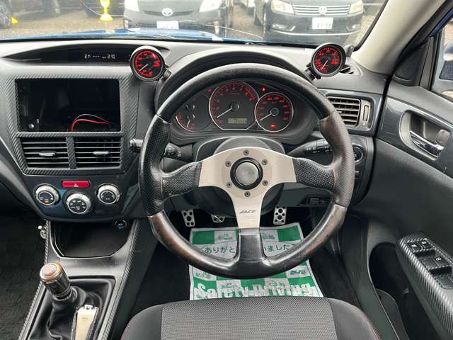 2010 Subaru Impreza Hatchback – thumbnail 3