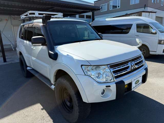 2008 Mitsubishi Pajero – thumbnail 3