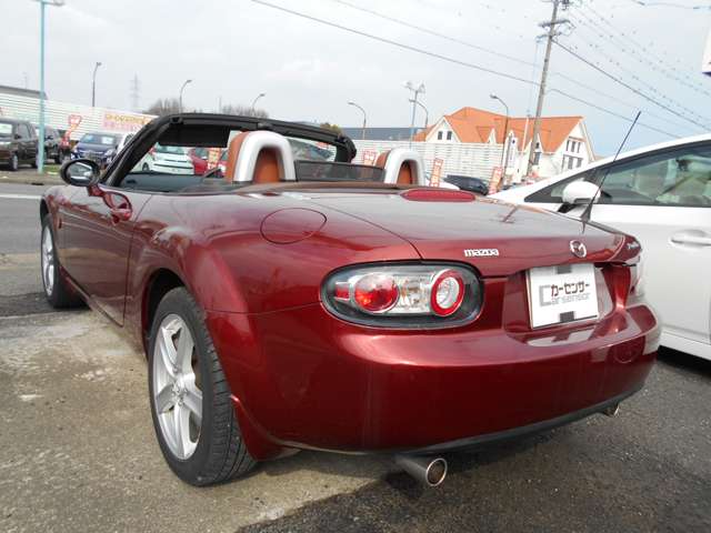 2005 Mazda Roadster – thumbnail 2