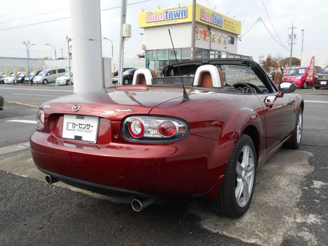 2005 Mazda Roadster – thumbnail 4
