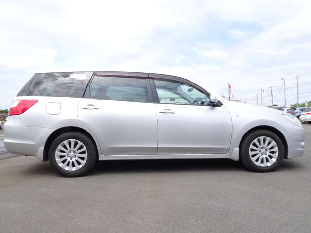 2009 Subaru Exiga – thumbnail 4