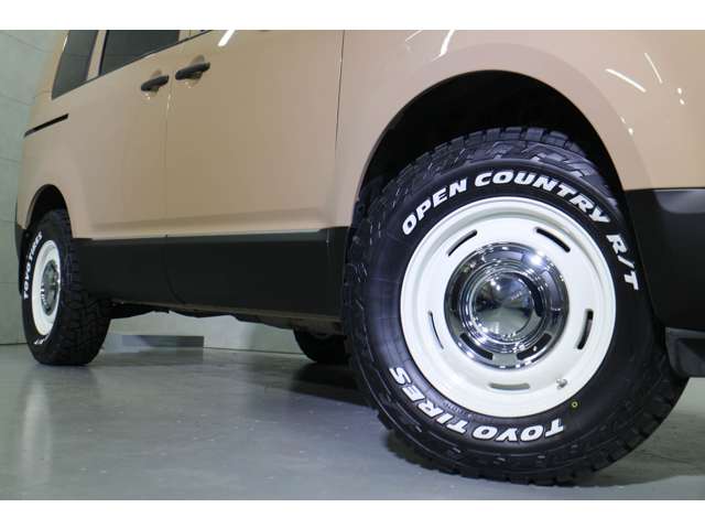 2009 Mitsubishi Delica D:5 – thumbnail 4