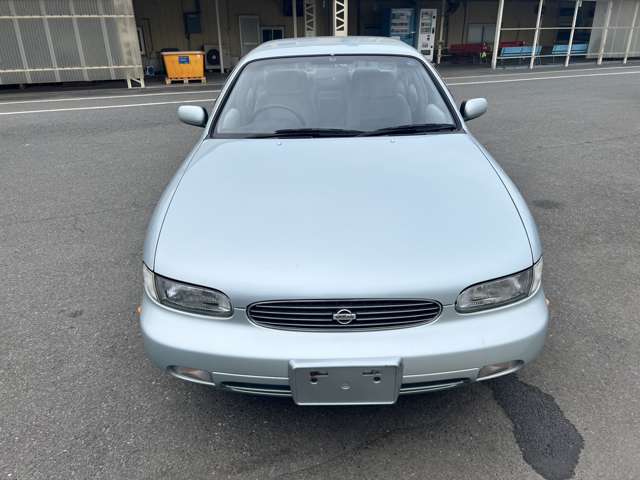 1993 Nissan Leopard J.Ferie – thumbnail 2