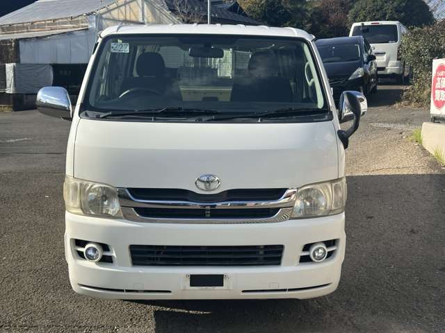 2007 Toyota Hiace – thumbnail 3