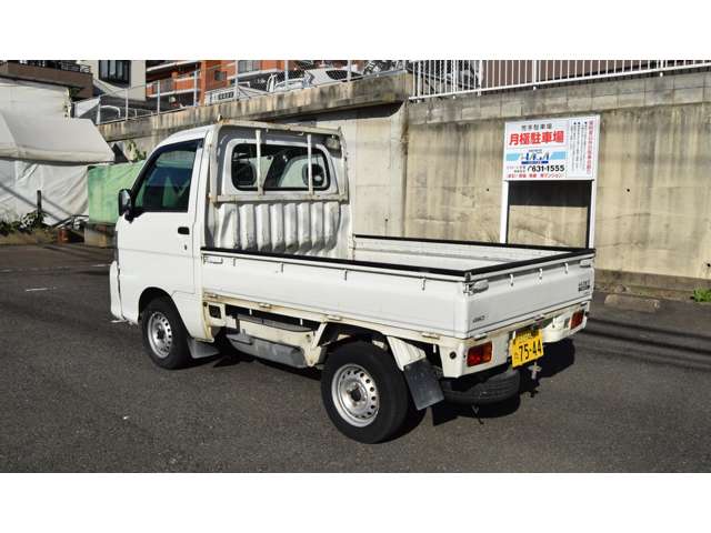2010 Daihatsu Hijet Truck – thumbnail 3