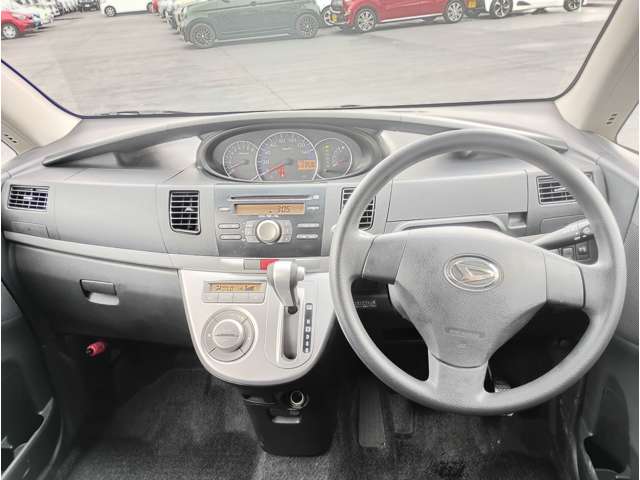2010 Daihatsu Move – thumbnail 3