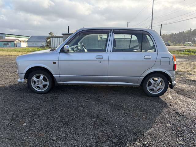 2000 Daihatsu Mira Gino – thumbnail 2