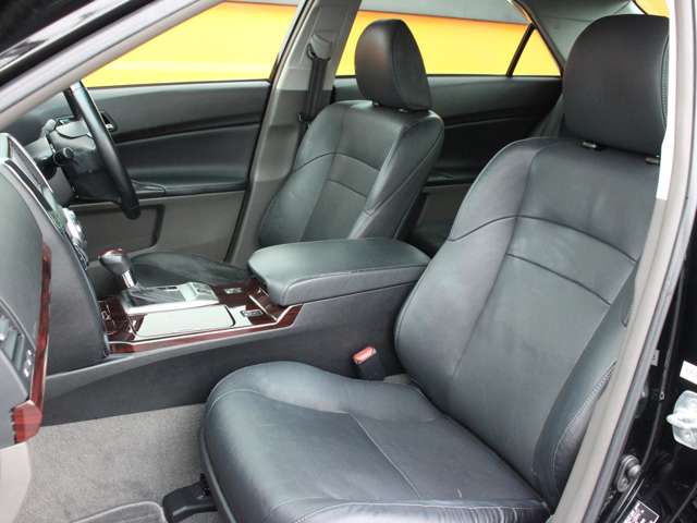 2011 Toyota Mark X – thumbnail 4