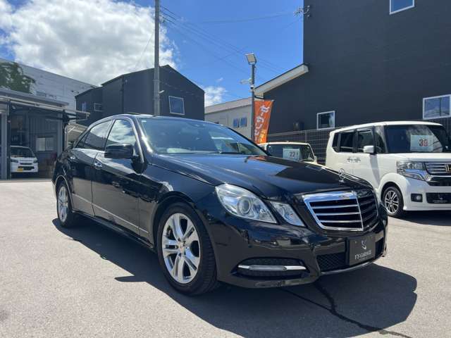 2011 Mercedes-Benz E-Class – thumbnail 3