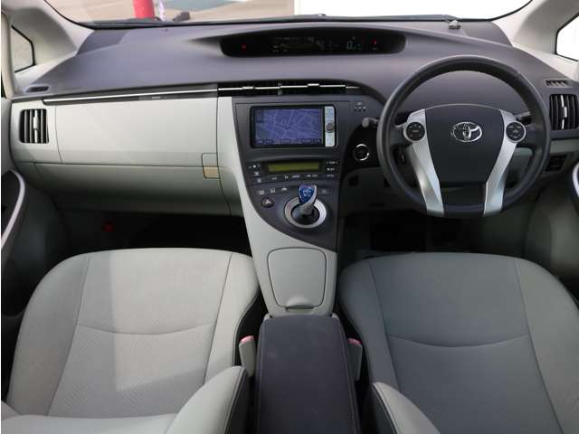 2011 Toyota Prius – thumbnail 4