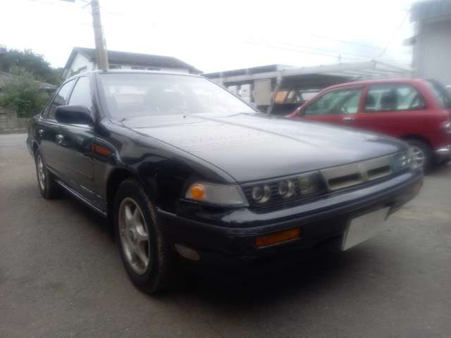 1988 Nissan Cefiro – thumbnail 3