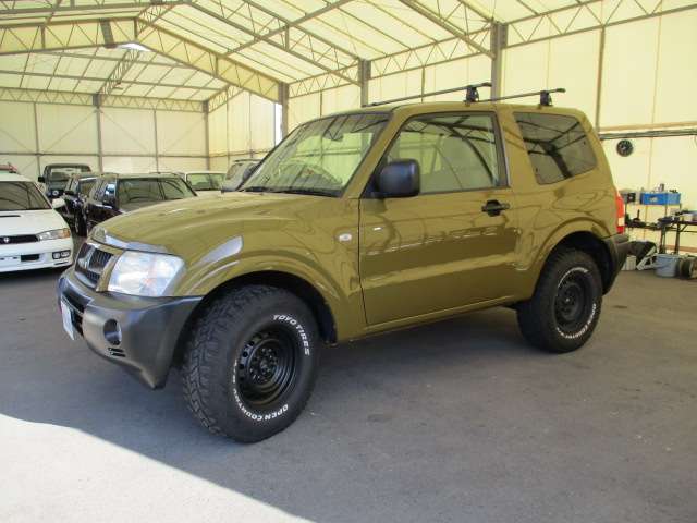 2003 Mitsubishi Pajero – thumbnail 3