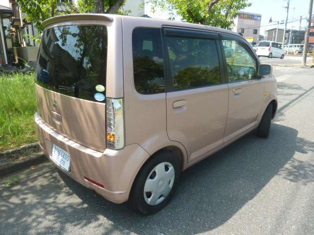 2010 Mitsubishi eK Wagon – thumbnail 4