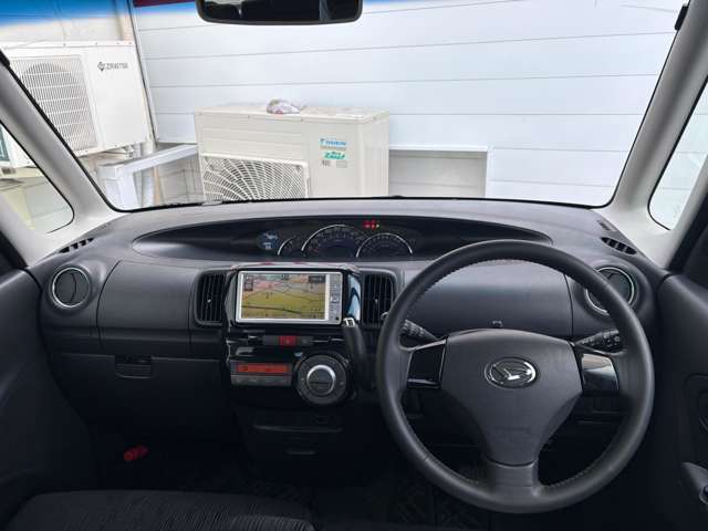 2011 Daihatsu Tanto – thumbnail 3