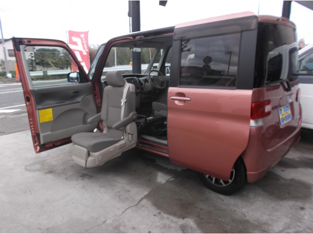 2010 Daihatsu Tanto