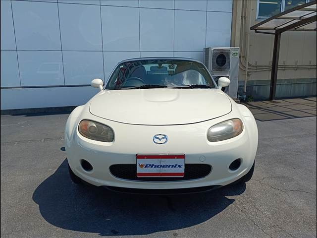 2005 Mazda Roadster – thumbnail 3