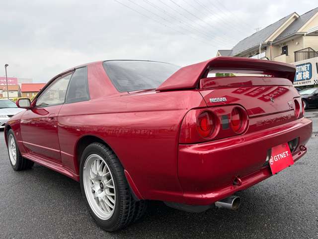 1994 Nissan Skyline GT-R – thumbnail 4