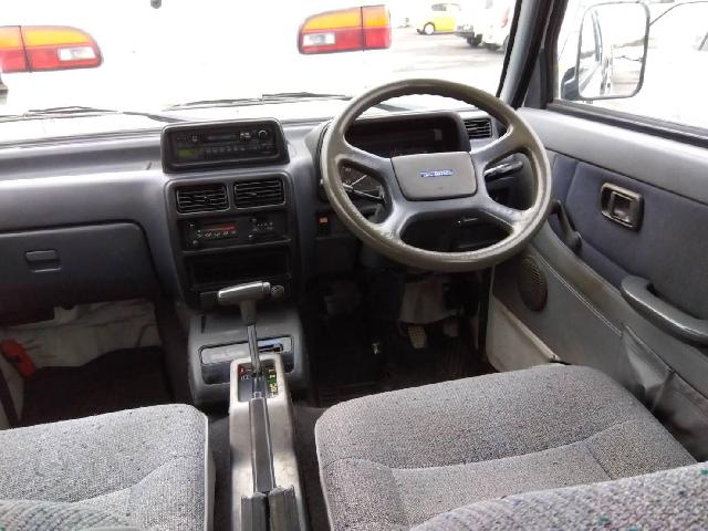 1993 Daihatsu Atrai – thumbnail 3