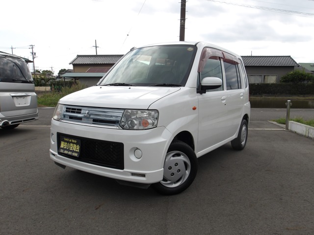 2009 Mitsubishi Toppo