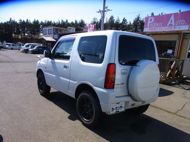 2009 Suzuki Jimny – thumbnail 3