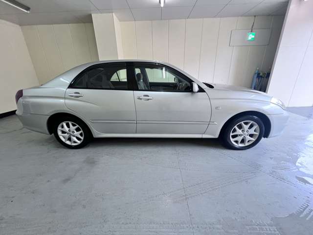2003 Toyota Verossa – thumbnail 4