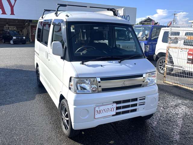 2010 Mitsubishi Town Box – thumbnail 3