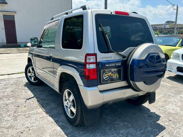 2003 Mitsubishi Pajero Mini – thumbnail 2