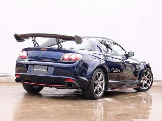 2011 Mazda RX-8 – thumbnail 2