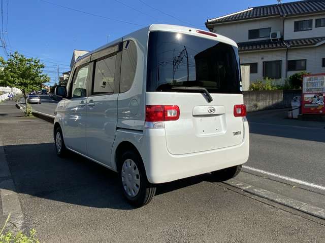 2009 Daihatsu Tanto – thumbnail 4