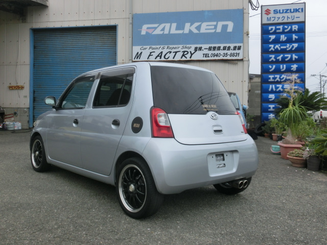 2010 Daihatsu Esse – thumbnail 3
