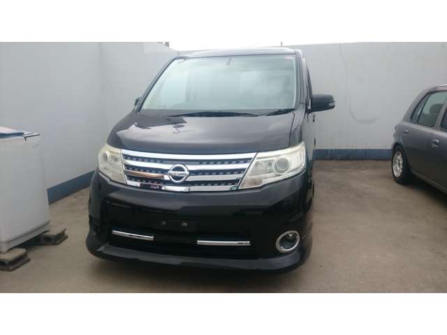 2008 Nissan Serena – thumbnail 2